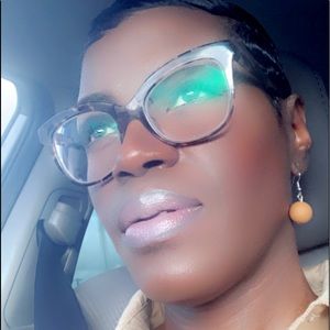 Meet your Posher, Duvarra